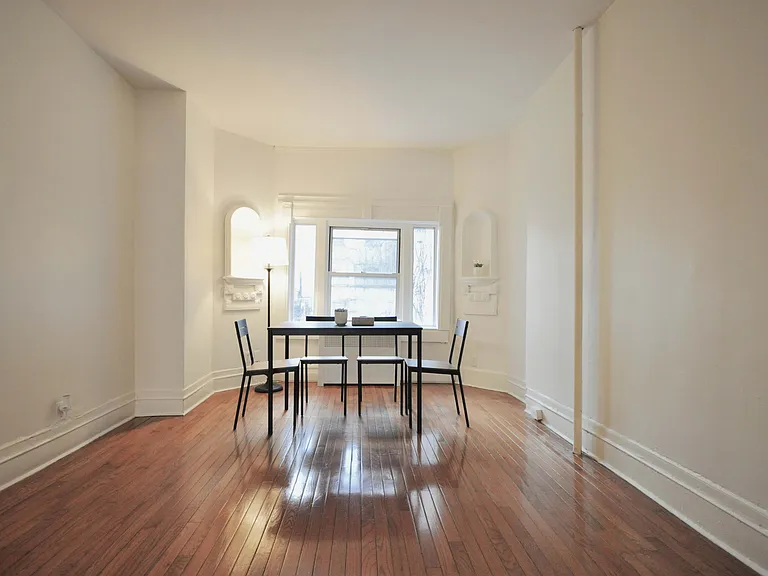 1065 Sterling Pl #GARDEN — Photo 2