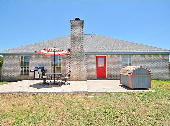 4th image of 100 Creekview Cir