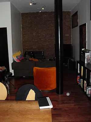 Rented by Nooklyn NYC LLC | media 10