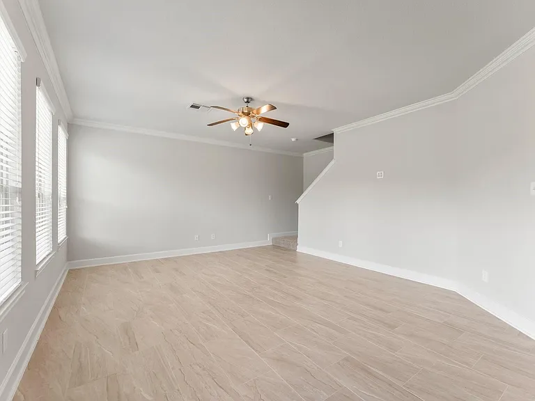 2590 Magnolia Fair Way — Photo 10