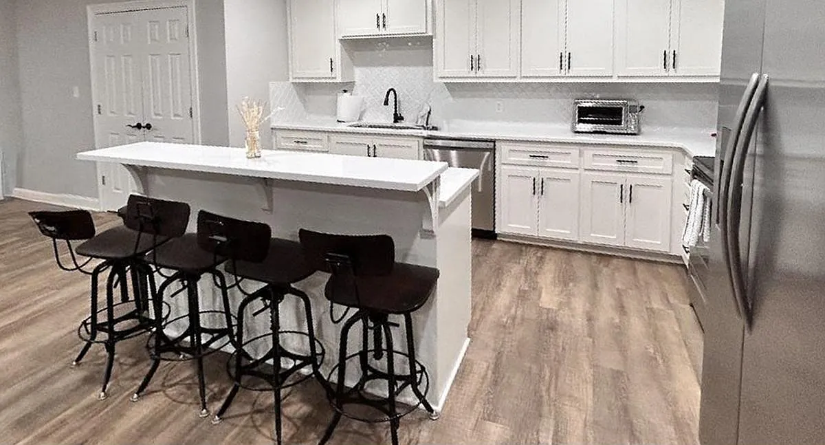 1 bed, 1400 sqft, $1,000 — Photo 3