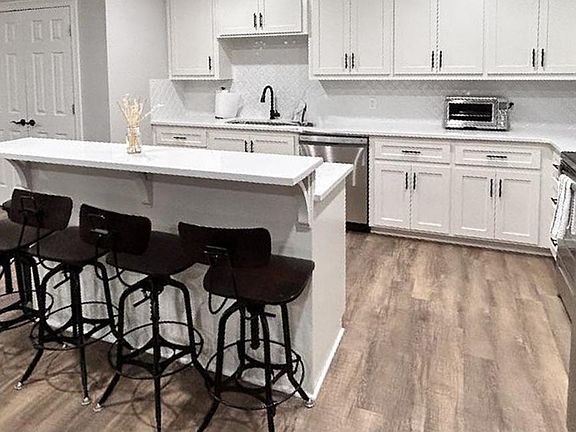 3rd image of 1007 Highway 42 Unit B