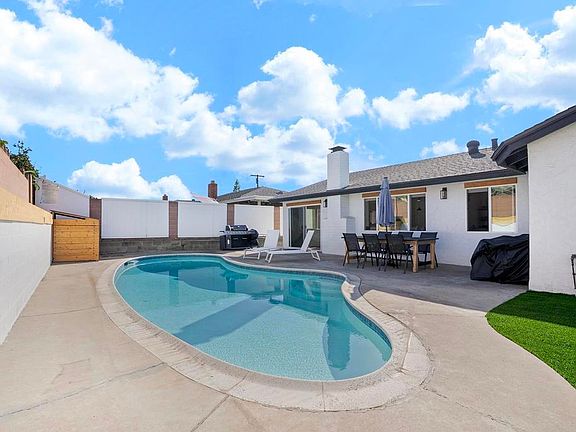 2nd image of 953 Maria Way