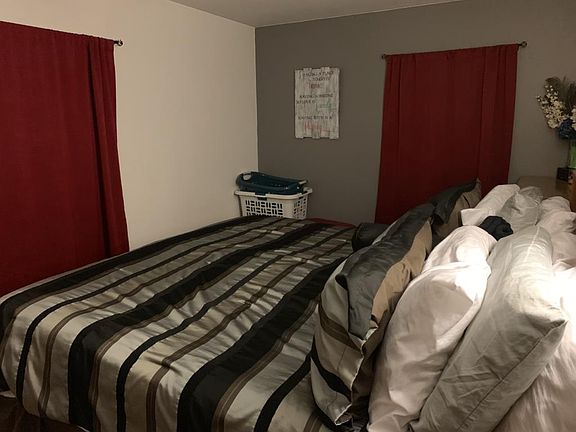 2nd image of 1500 B St