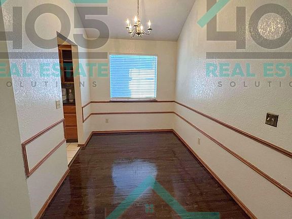 4th image of 1700 Baron Dr