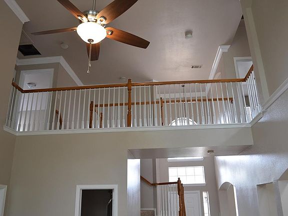 5th image of 6900 Shore Breeze Ct