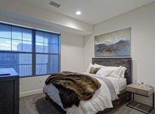 24 N Main St APT 1F, West Hartford, CT 06107