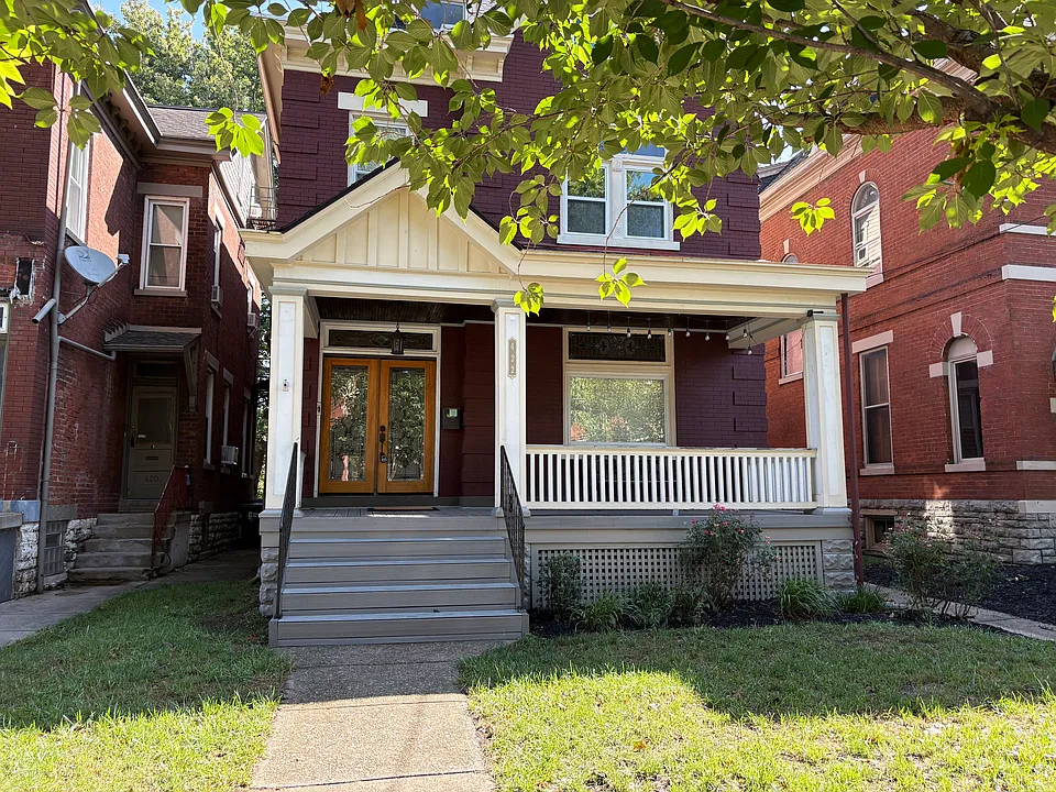 422 Garrard St
