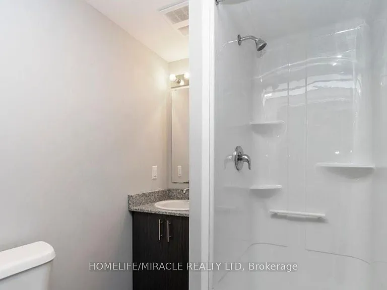 275 Larch St E #407A — Photo 14