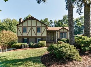 735 Riverwood Rd, Charlotte, NC 28270