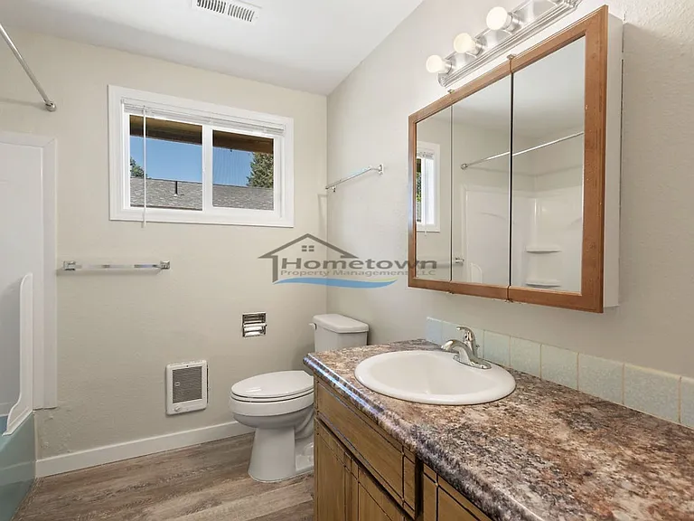 342 W Davidson Ave — Photo 16
