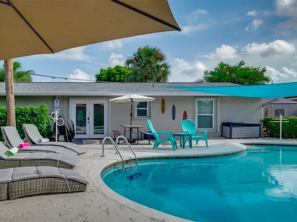 4269 Crestdale Street, Palm Beach Gardens, FL 33410