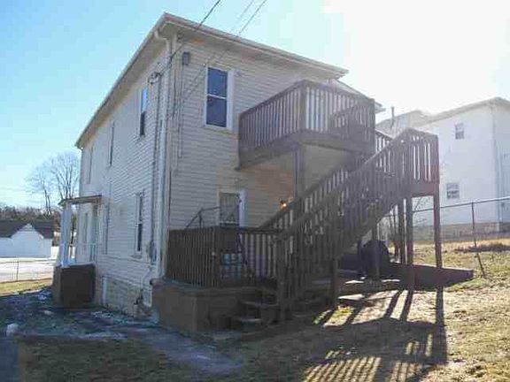 4th image of 912 N 2nd St
