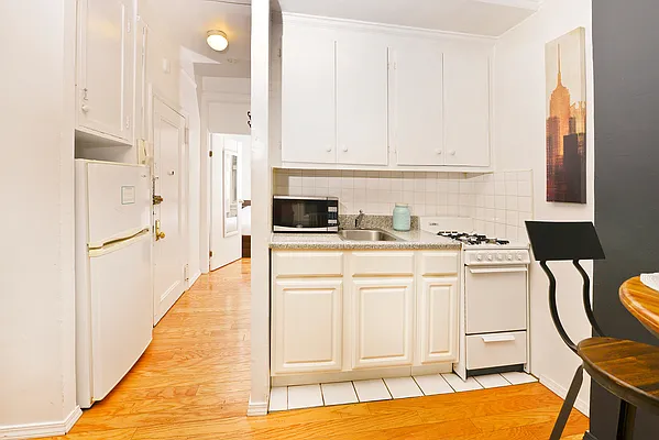 Rented by NOVO | media 6