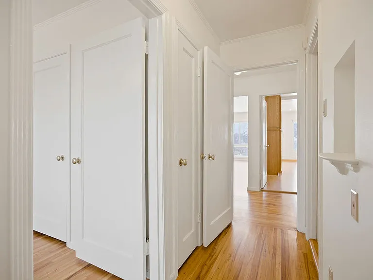 521-523 Taraval St #521 — Photo 4