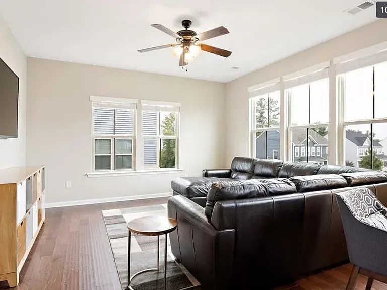 16621 Gossamer Dr — Photo 10