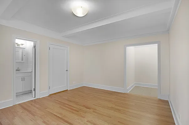 Rented by Cooper & Cooper Real Estate | media 16