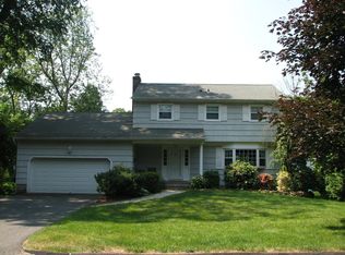 106 Sherwood Dr, Ramsey, NJ 07446