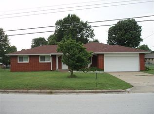 3159 N Delaware Ave, Springfield, MO 65803
