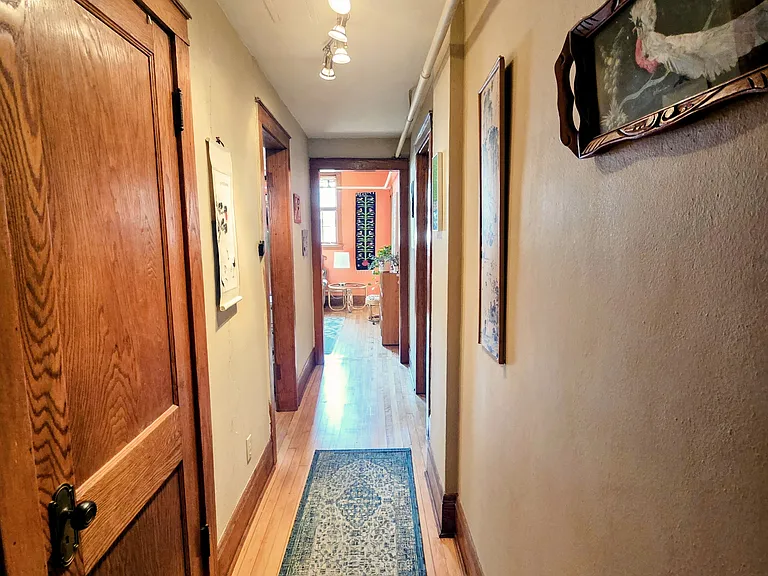 2537 N Downer Ave #14 — Photo 11