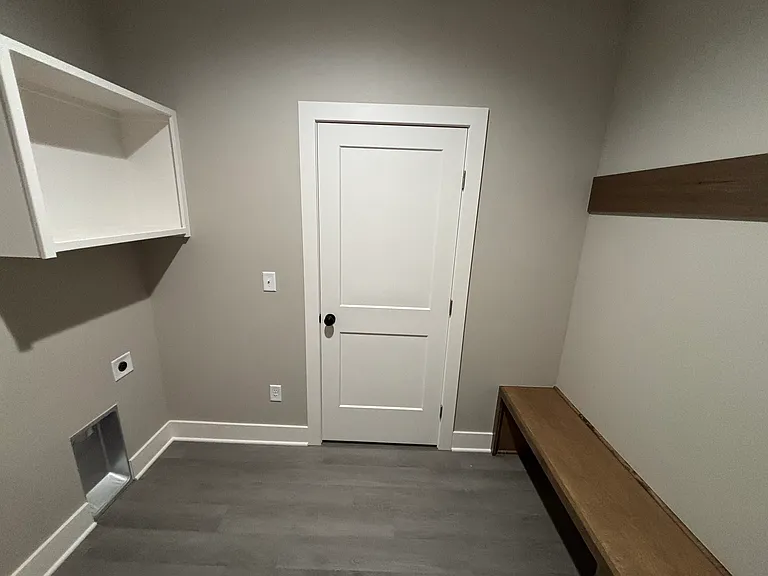 2139 Reece St — Photo 11