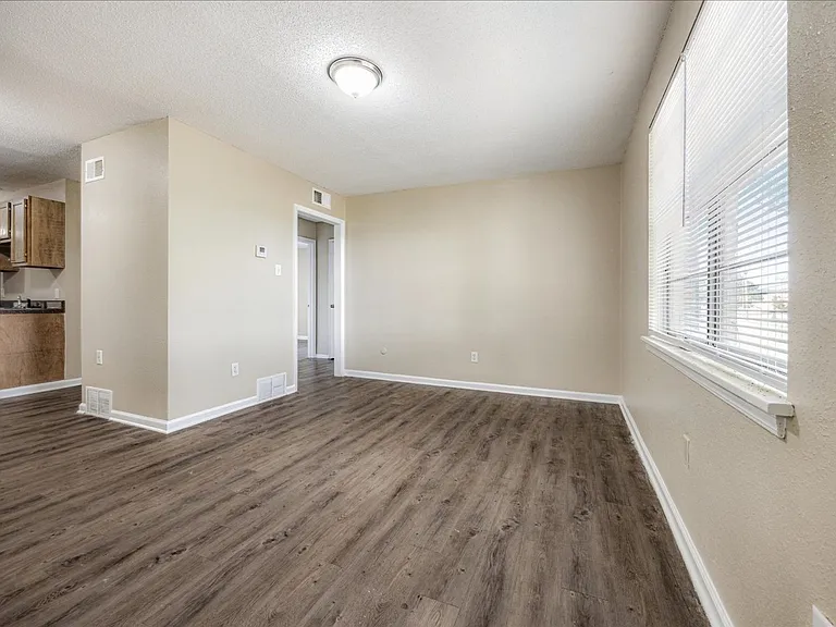 Graceland Flats Modern Living in the Heart of Whitehaven — Photo 21
