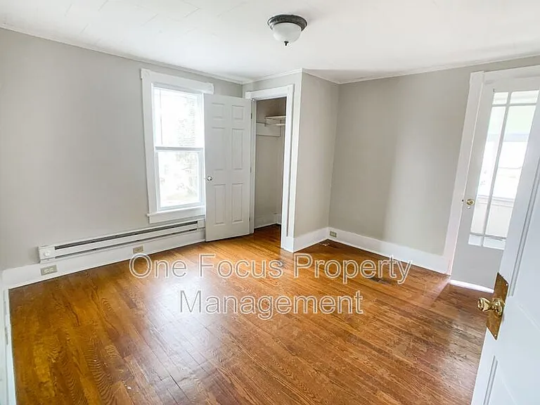 87 Main St #B — Photo 11