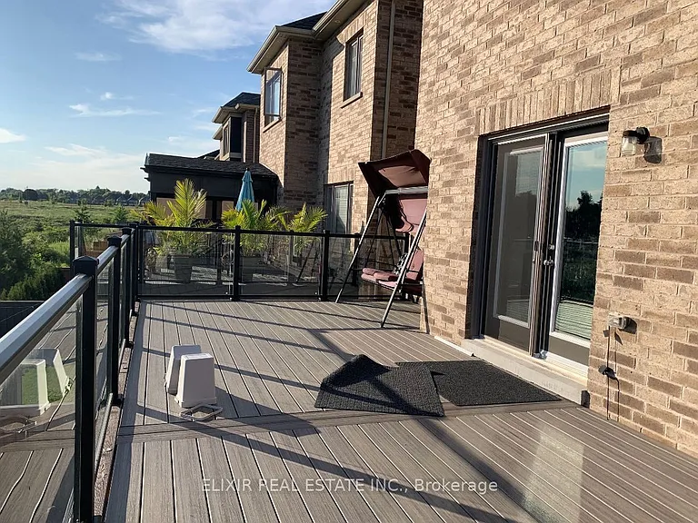110 Brushwood Dr — Photo 9
