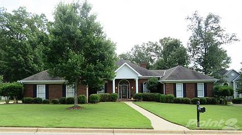 4015 Carousel Circle