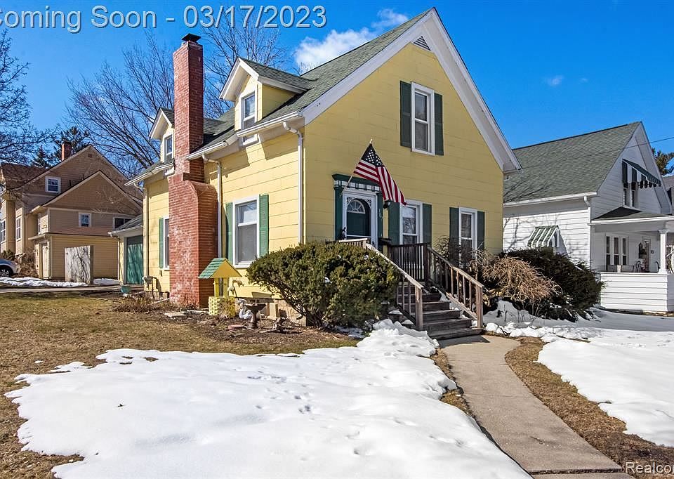 1st image of 307 N Washington St