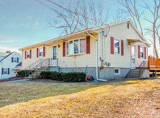 4 Whitla Dr, Worcester, MA 01604