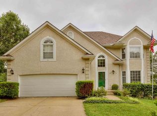5006 Summit St, Shawnee, KS 66216