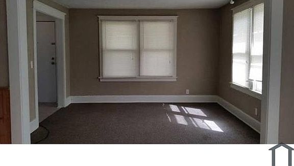 3rd image of 1318 Brown Ave