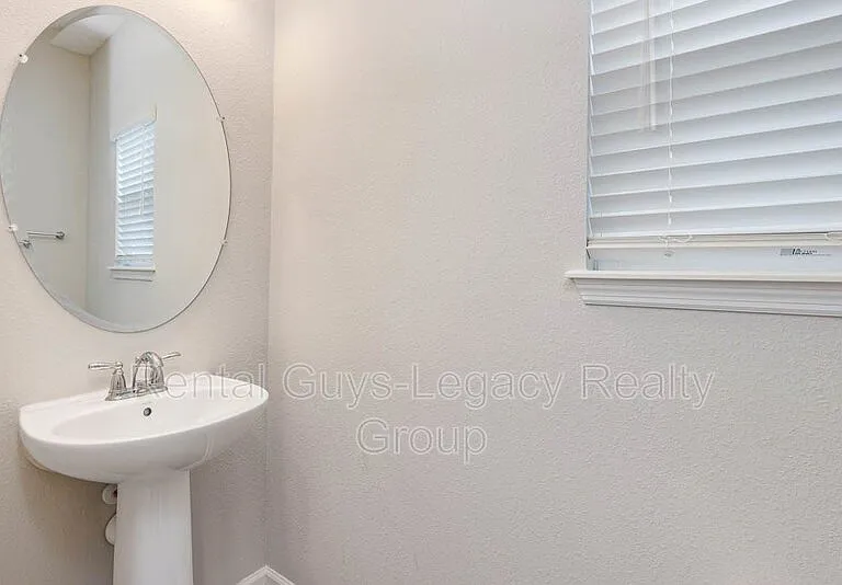 12017 Nogoya St — Photo 14