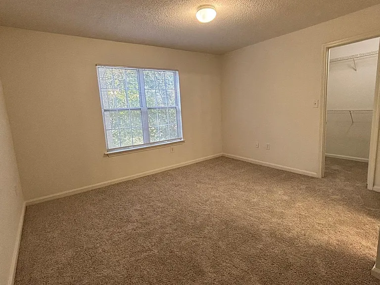 Wesley St. Claire Apartments at Lawrenceville — Photo 265