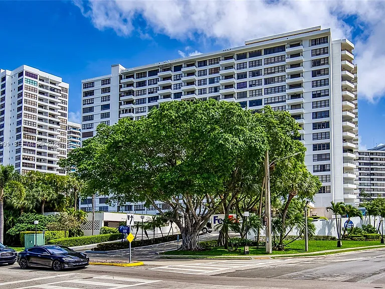 600 Three Islands Blvd #604 — Photo 73