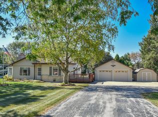 W275N9303 Lake Five Rd, Hartland, WI 53029