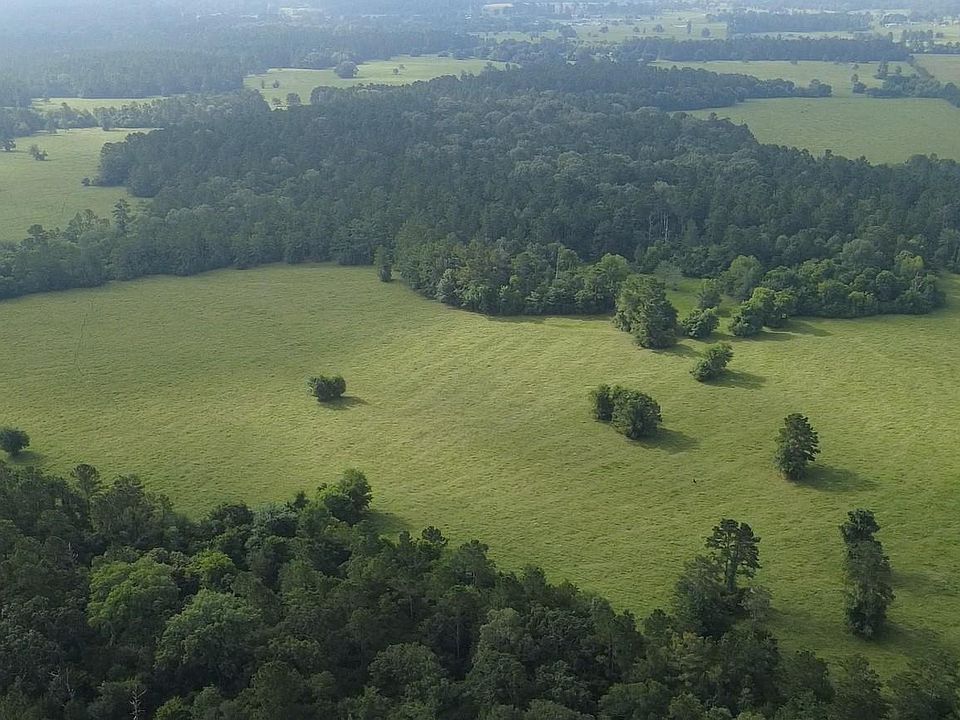 1st image of 3 Lee Dr