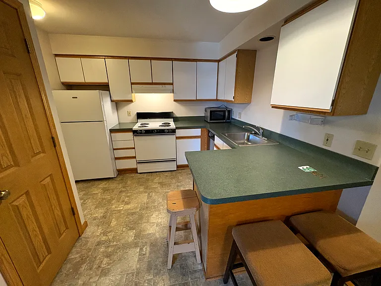 39 Elliott St #110 — Photo 5