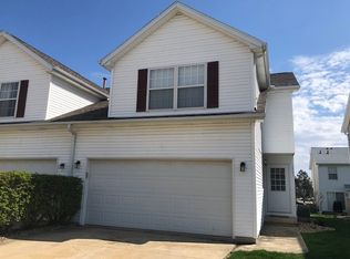 1205 Riviera Dr, Bloomington, IL 61701