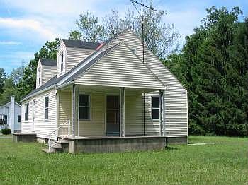 2nd image of 283 E Moorestown Rd