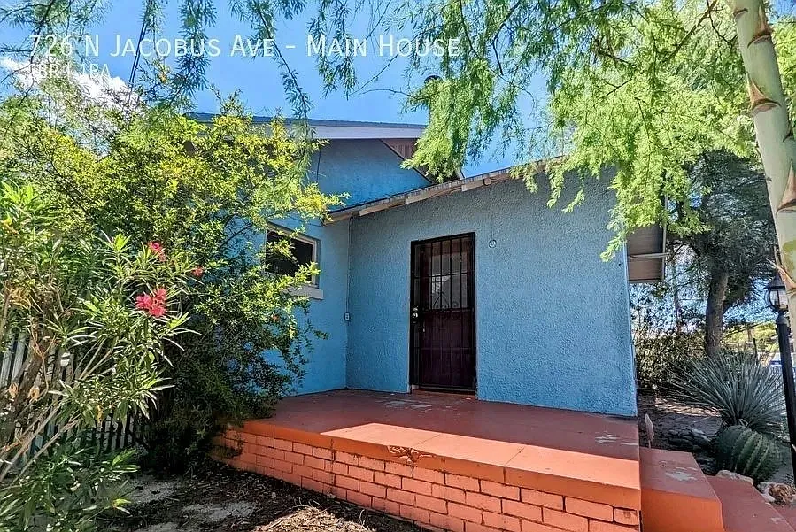 Building Photo - 726 N Jacobus Ave #1