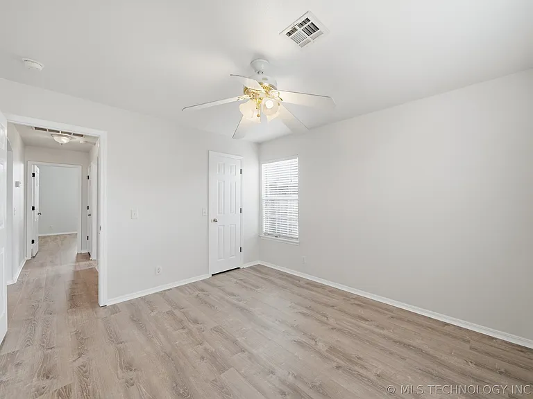 1217 W 117th Ct S — Photo 20