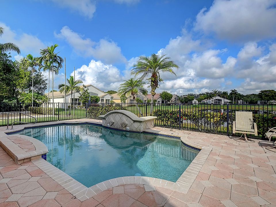 1st image of 11644 Pamplona Blvd
