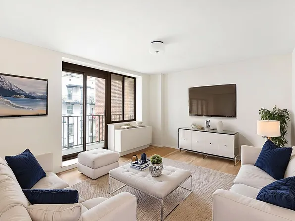 445 W 19th St APT 5C, New York, NY 10011