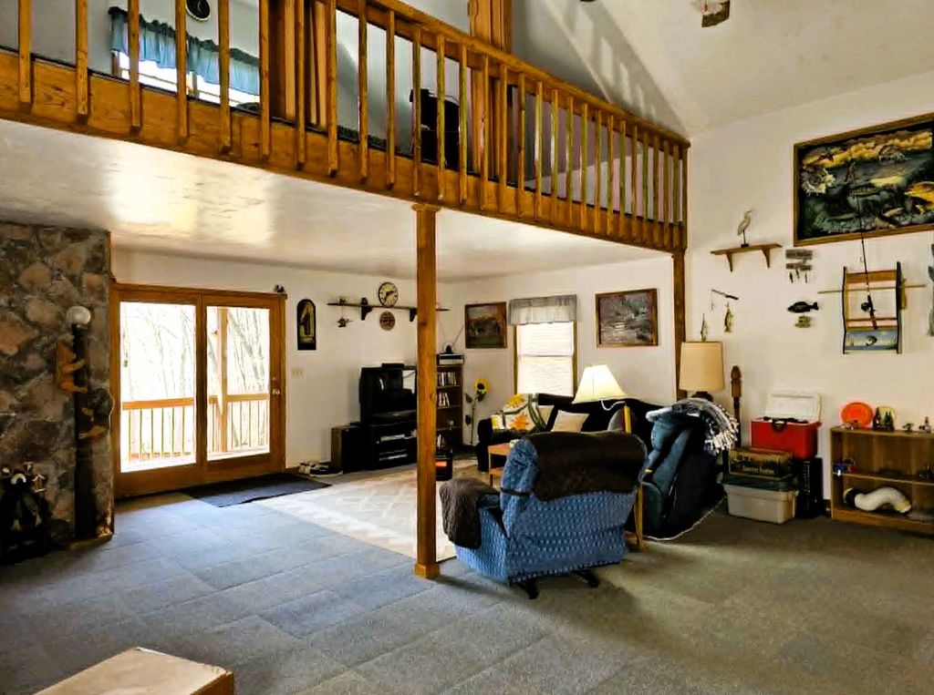 Apartment in Seneca, Crawford - More