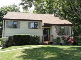 2 Barbaras Way, Lincoln, RI 02865