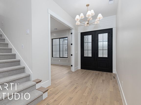 5th image of 2715 E Moorland Dr