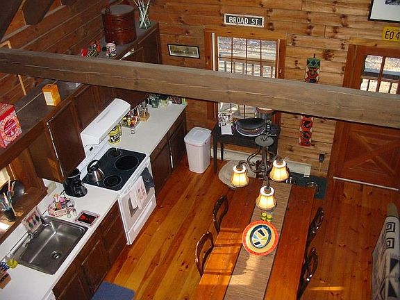 Kitchen/Dining from above