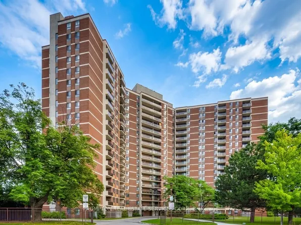 121 Trudelle St #104, Toronto, ON M1J 3K4